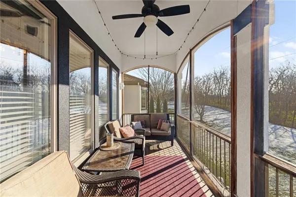 $999,000 | 2421 Northeast Lake Breeze Drive, Lee's Summit, MO 64086