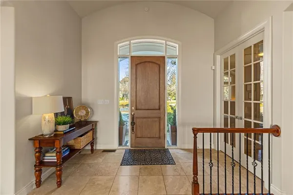 $999,000 | 2421 Northeast Lake Breeze Drive, Lee's Summit, MO 64086