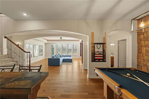 $999,000 | 2421 Northeast Lake Breeze Drive, Lee's Summit, MO 64086