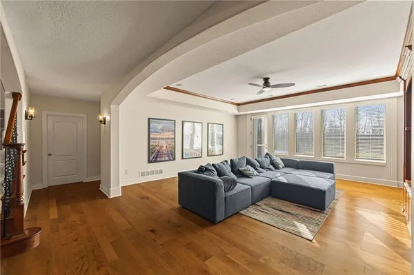 $999,000 | 2421 Northeast Lake Breeze Drive, Lee's Summit, MO 64086