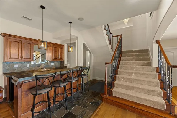 $999,000 | 2421 Northeast Lake Breeze Drive, Lee's Summit, MO 64086