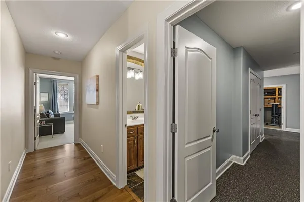 $999,000 | 2421 Northeast Lake Breeze Drive, Lee's Summit, MO 64086