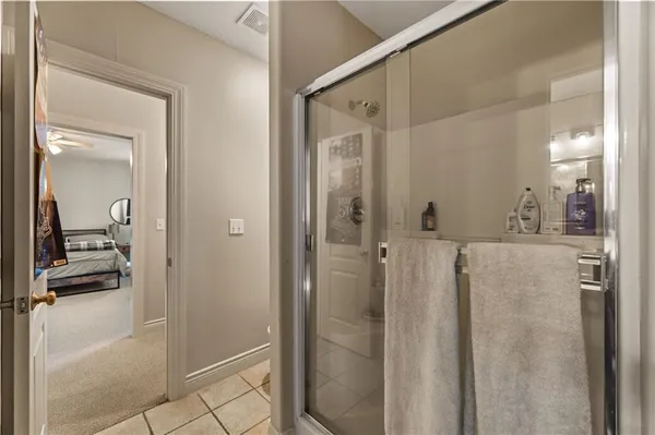 $999,000 | 2421 Northeast Lake Breeze Drive, Lee's Summit, MO 64086