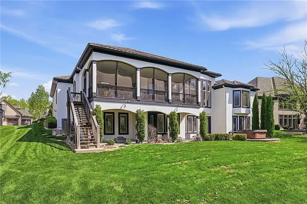 $999,000 | 2421 Northeast Lake Breeze Drive, Lee's Summit, MO 64086