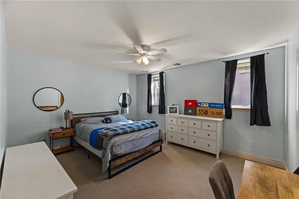 $999,000 | 2421 Northeast Lake Breeze Drive, Lee's Summit, MO 64086