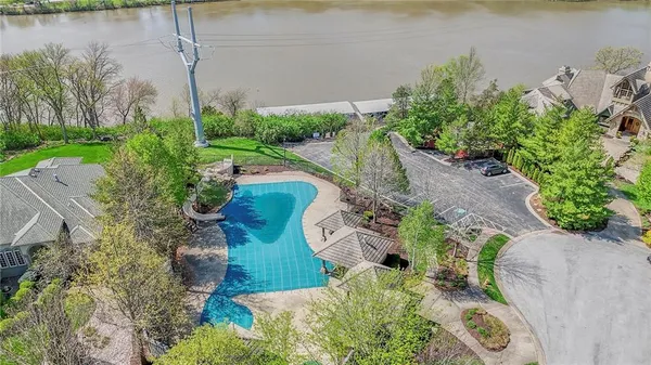 $999,000 | 2421 Northeast Lake Breeze Drive, Lee's Summit, MO 64086