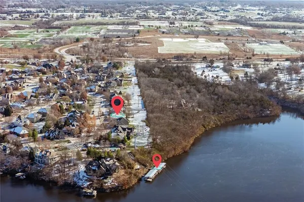 $999,000 | 2421 Northeast Lake Breeze Drive, Lee's Summit, MO 64086