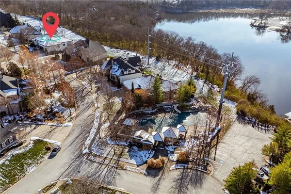 $999,000 | 2421 Northeast Lake Breeze Drive, Lee's Summit, MO 64086