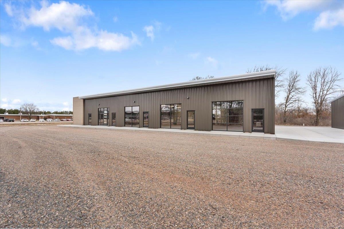 1144 County Rd D Nekoosa, WI 54457 - Photo 6 of 48