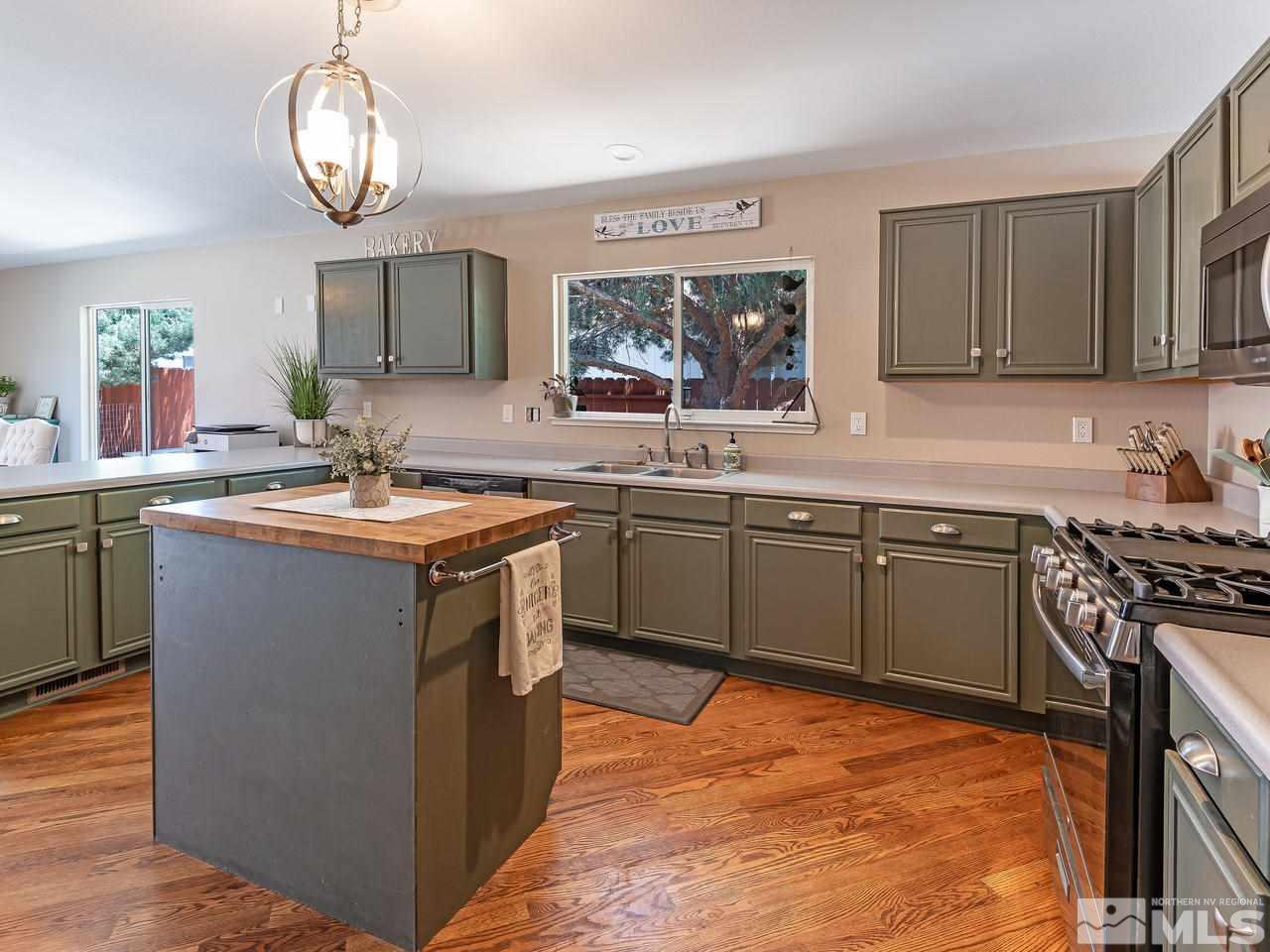 17753 Fossil Court Reno, NV 89508 - Photo 12 of 30 Photo 12
