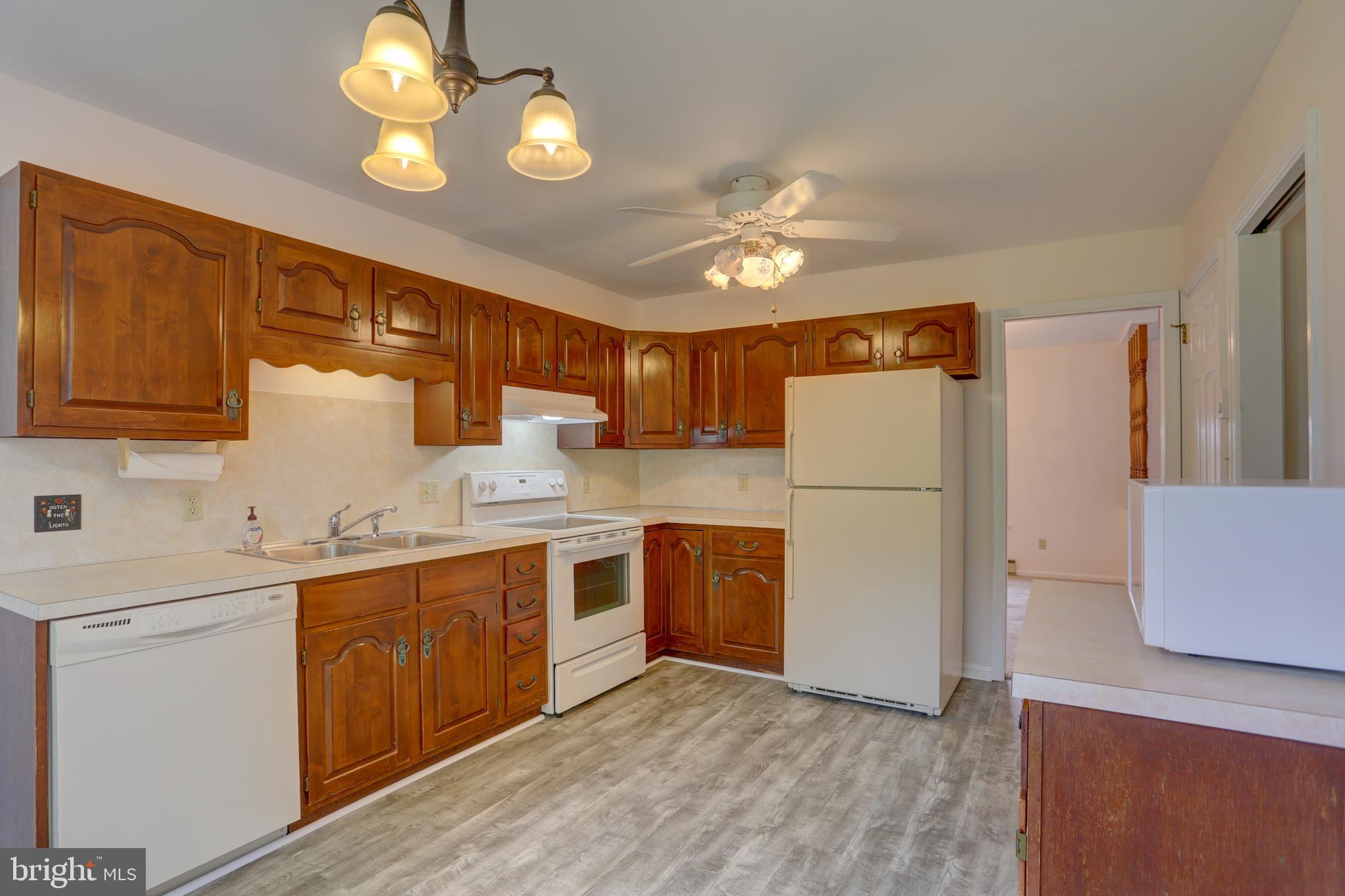 1193 Colebrook Road Mount Joy, PA 17552 - Photo 15 of 28 Kitchen