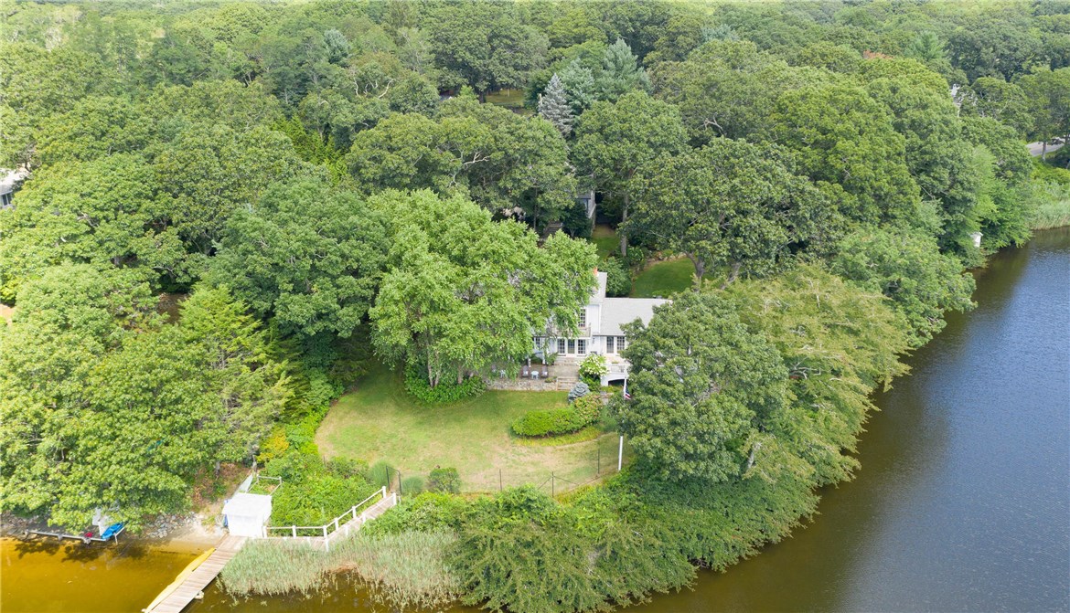 970 Gilbert Stuart Road North Kingstown, RI 02874 - Photo 11 of 39 Gallery Image 11
