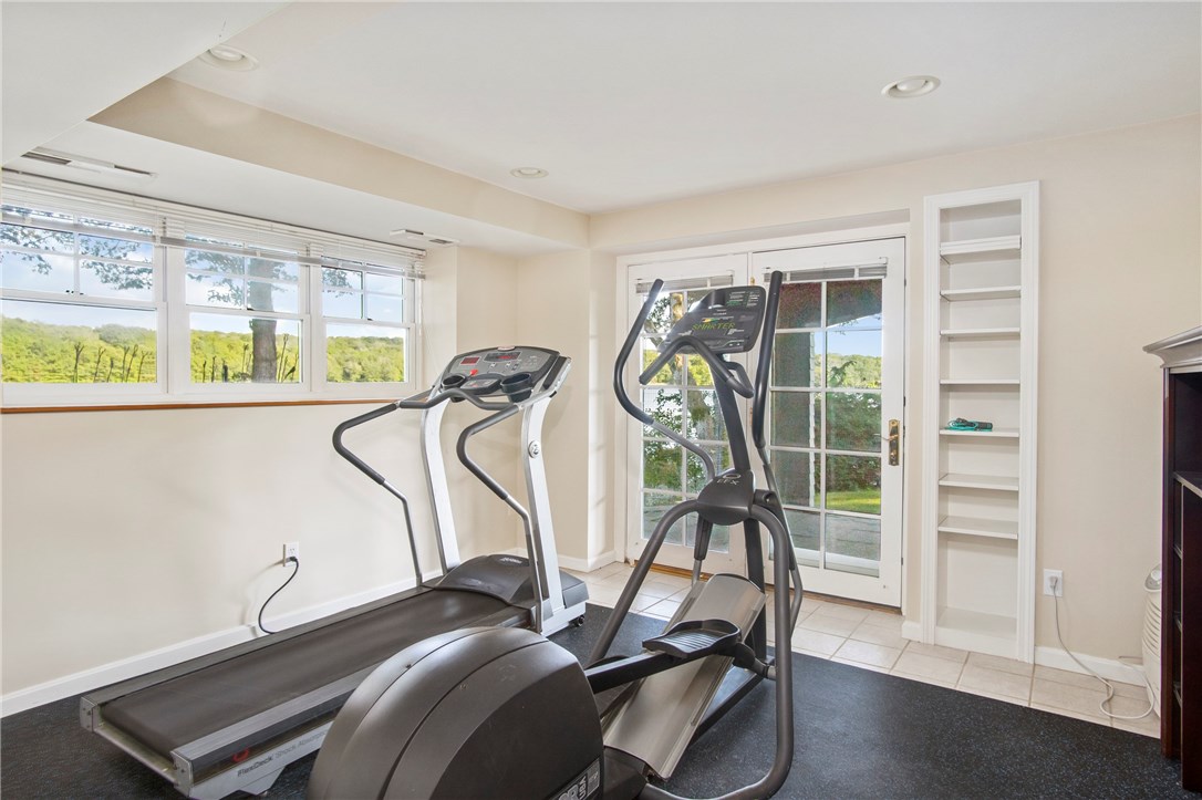 970 Gilbert Stuart Road North Kingstown, RI 02874 - Photo 29 of 39 Gallery Image 29