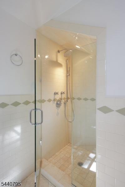 220 Wychwood Road Westfield, NJ 07090 - Photo 26 of 40