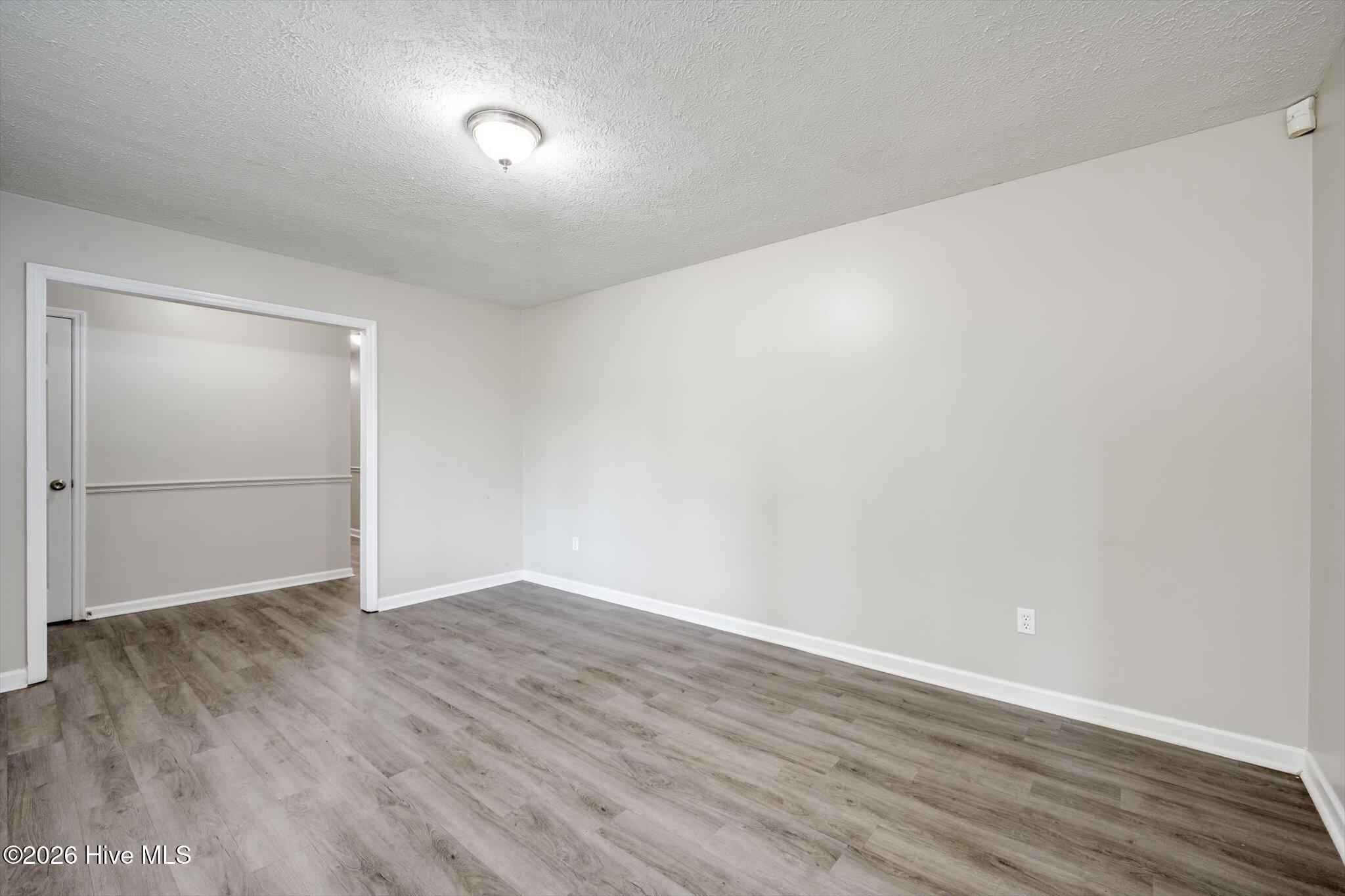 606 Cardinal Drive Aiken, SC 29803 - Photo 11 of 40 10-010-