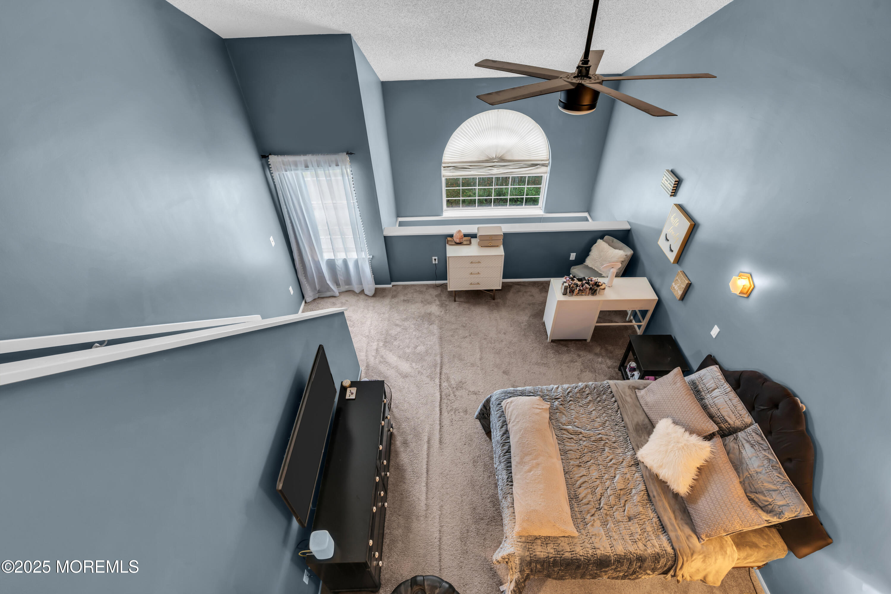 11 Madison Court Tinton Falls, NJ 07712 - Photo 20 of 24 a very nice looking room with a large window