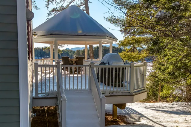 $2,195,000 | 112 North Broadbay Road, Freedom, NH 03836