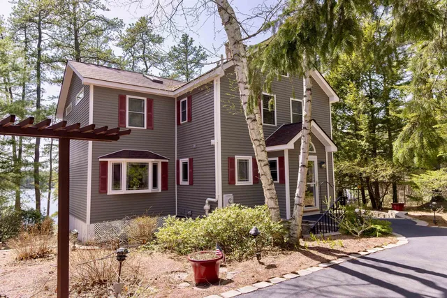 $2,195,000 | 112 North Broadbay Road, Freedom, NH 03836