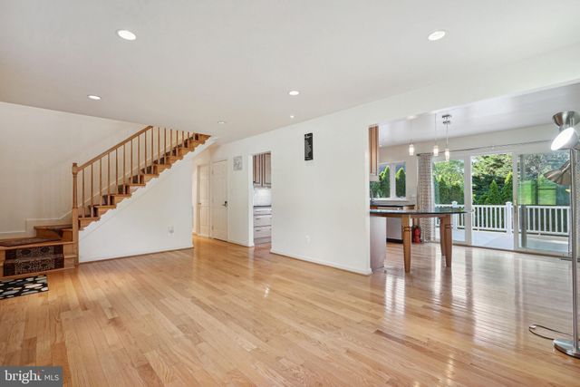 $1,700,000 | 2068 Kirby Road, McLean, VA 22101