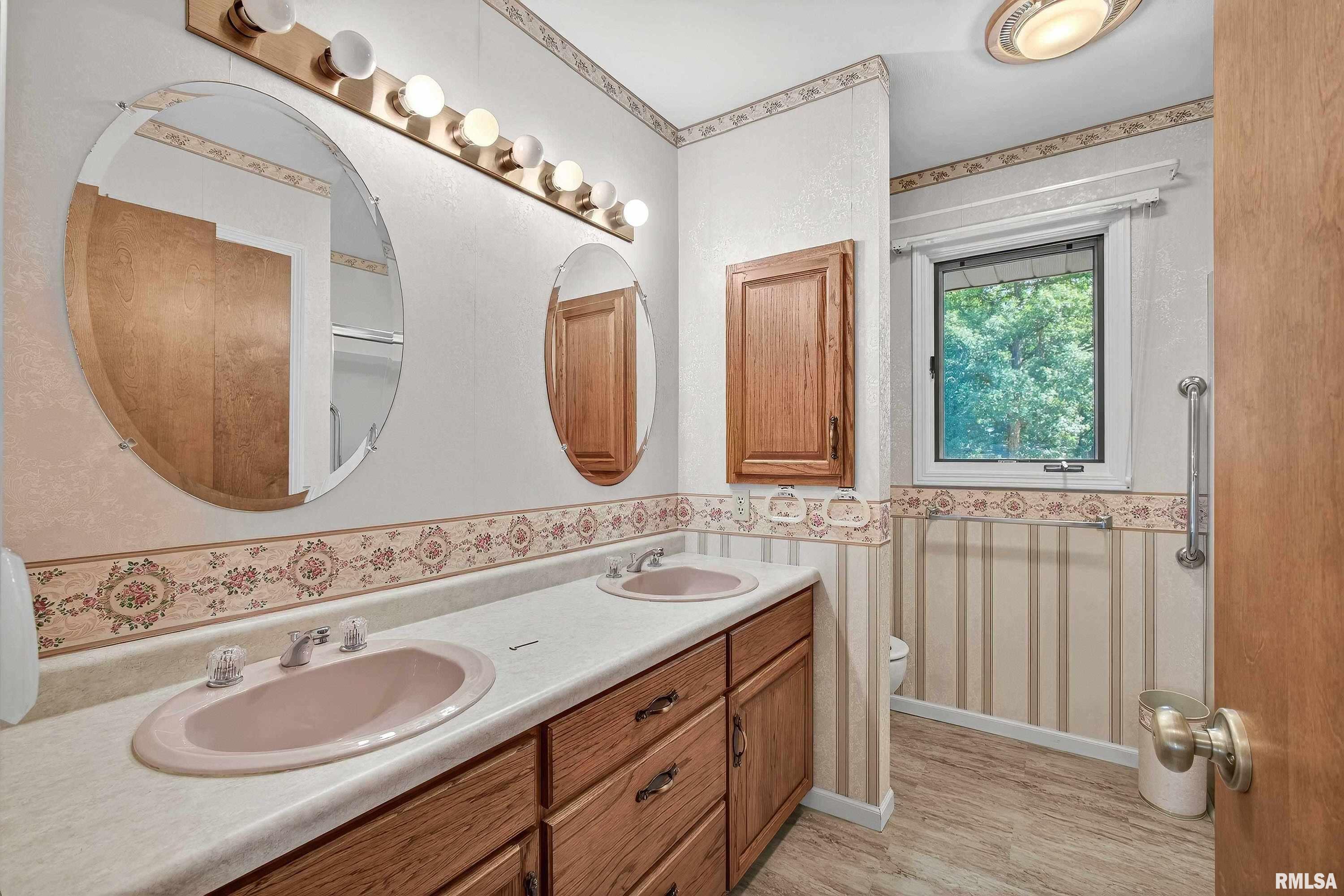 14 Forest Road Rock Island, IL 61201 - Photo 34 of 51 Gallery Image 34