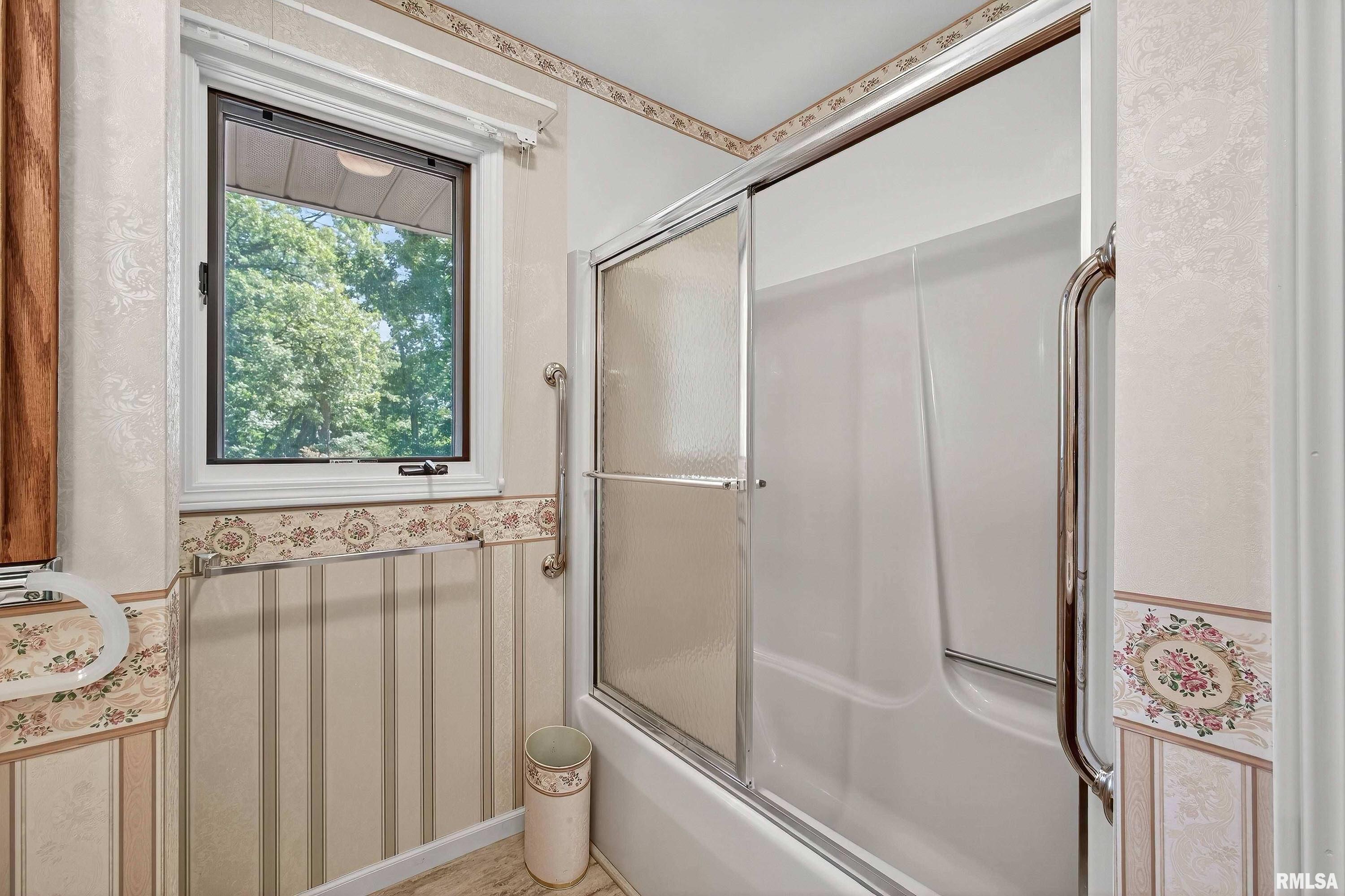 14 Forest Road Rock Island, IL 61201 - Photo 35 of 51 Gallery Image 35