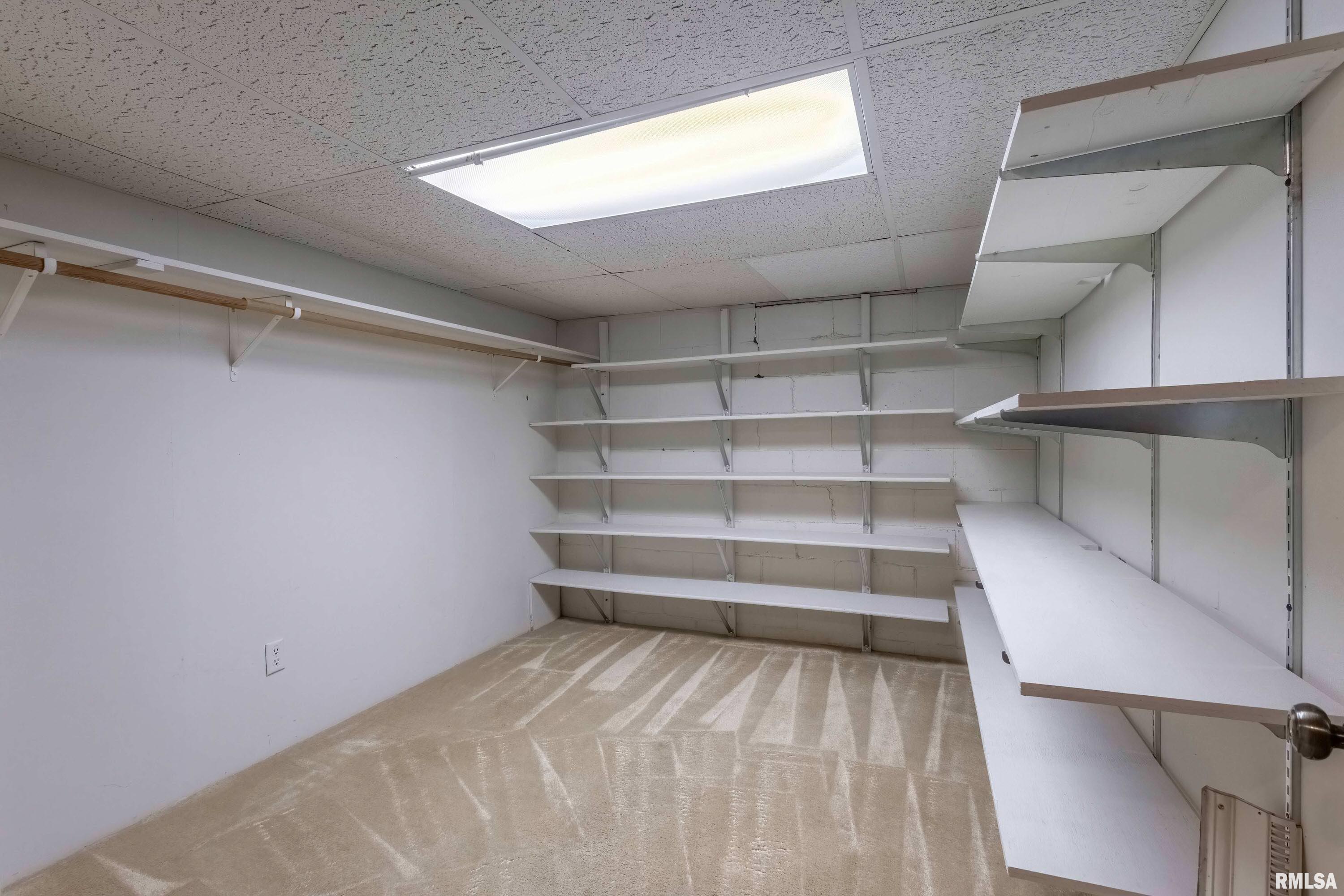 14 Forest Road Rock Island, IL 61201 - Photo 44 of 51 Gallery Image 44