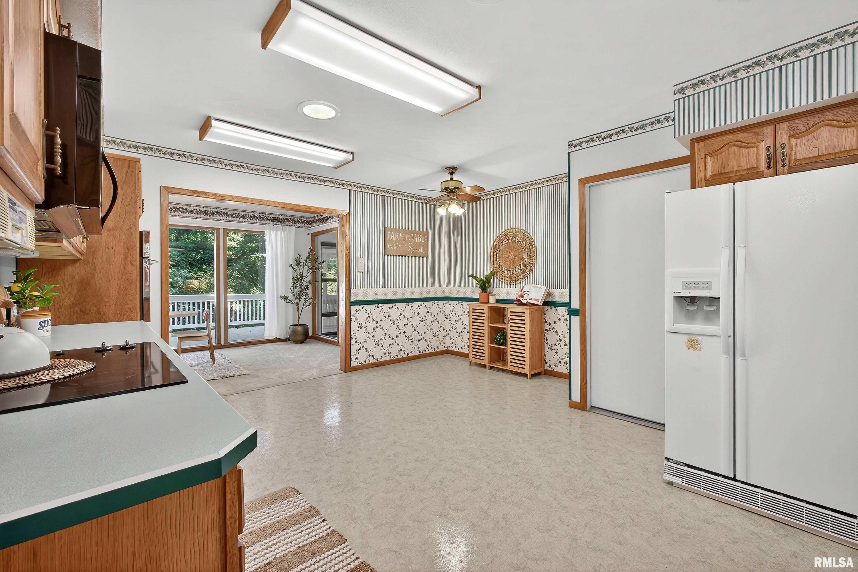 14 Forest Road Rock Island, IL 61201 - Photo 8 of 51 Gallery Image 8