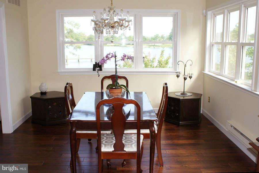 1201 Cedar Lane Edgewater, MD 21037 - Photo 16 of 30 Water VIEW Dining Room