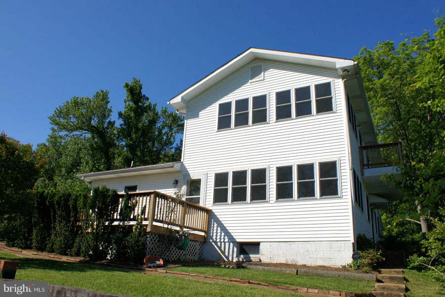 1201 Cedar Lane Edgewater, MD 21037 - Photo 8 of 30 Outdoor Deck for Entertaining