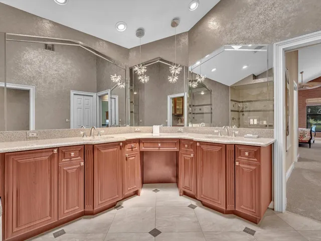 $525,000 | 10122 Spyglass Way, Boca Raton, FL 33498