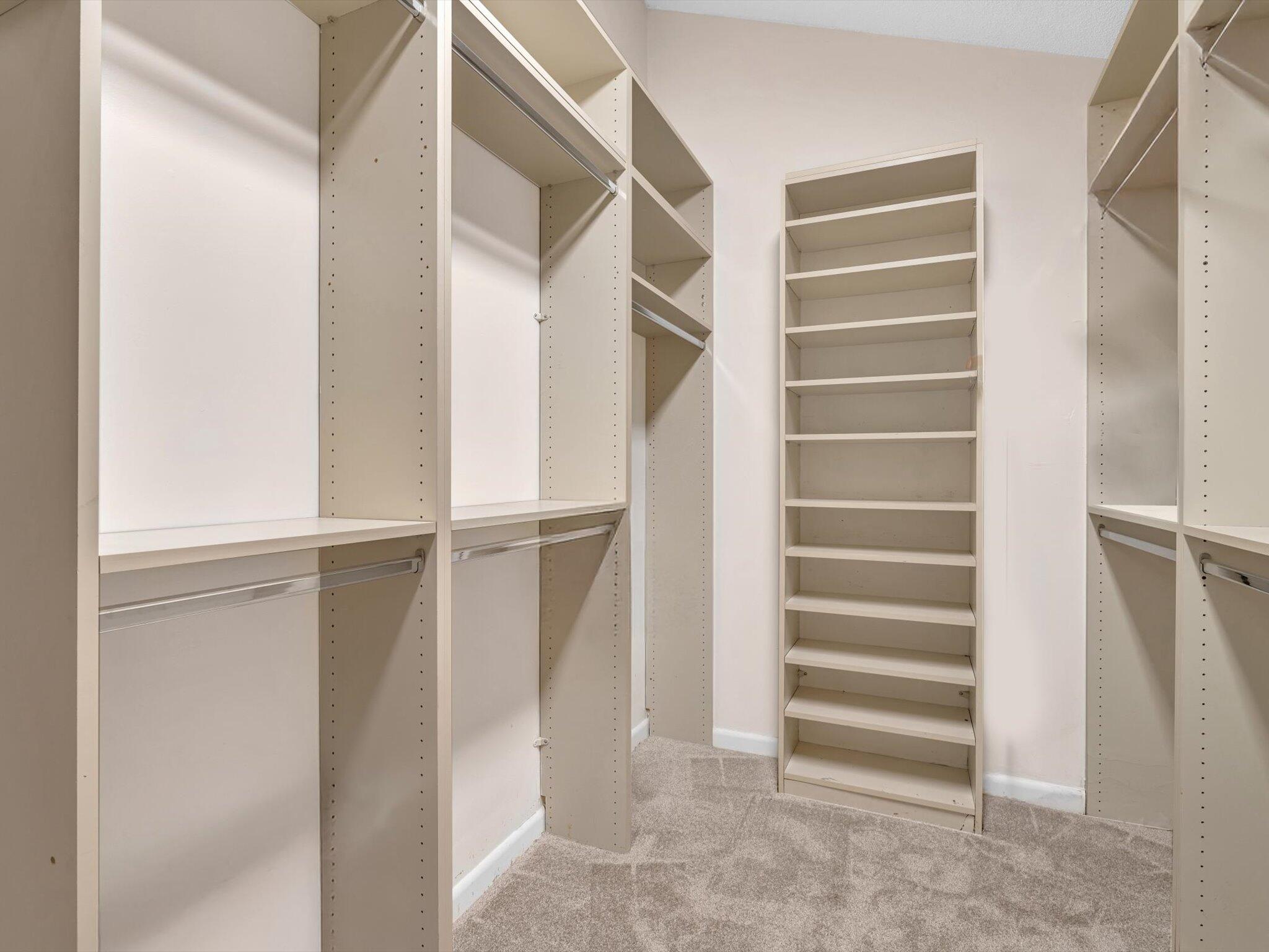 10122 Spyglass Way Boca Raton, FL 33498 - Photo 20 of 66 063-FPP6853