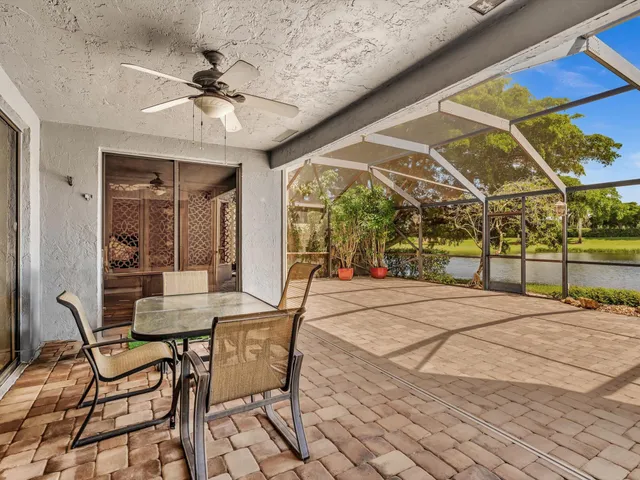 $525,000 | 10122 Spyglass Way, Boca Raton, FL 33498