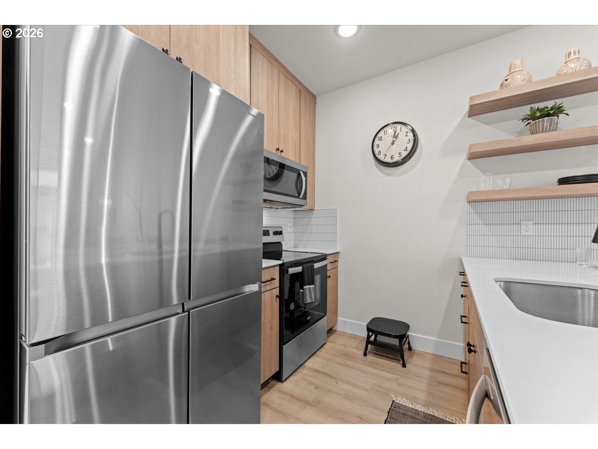 7722 Southeast Tolman Street, Unit 3 Portland, OR 97206 - Photo 15 of 29