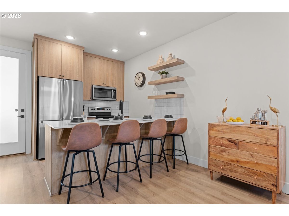 7722 Southeast Tolman Street, Unit 3 Portland, OR 97206 - Photo 9 of 29