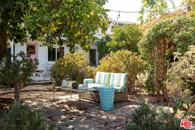 $1,695,000 | 1741 Kent Street, Los Angeles, CA 90026