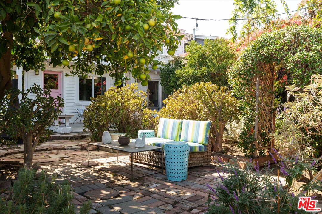 1741 Kent Street Los Angeles, CA 90026 - Photo 24 of 62