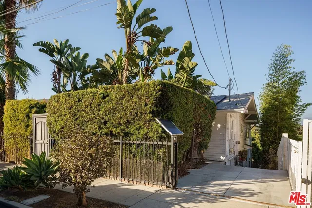 $1,695,000 | 1741 Kent Street, Los Angeles, CA 90026