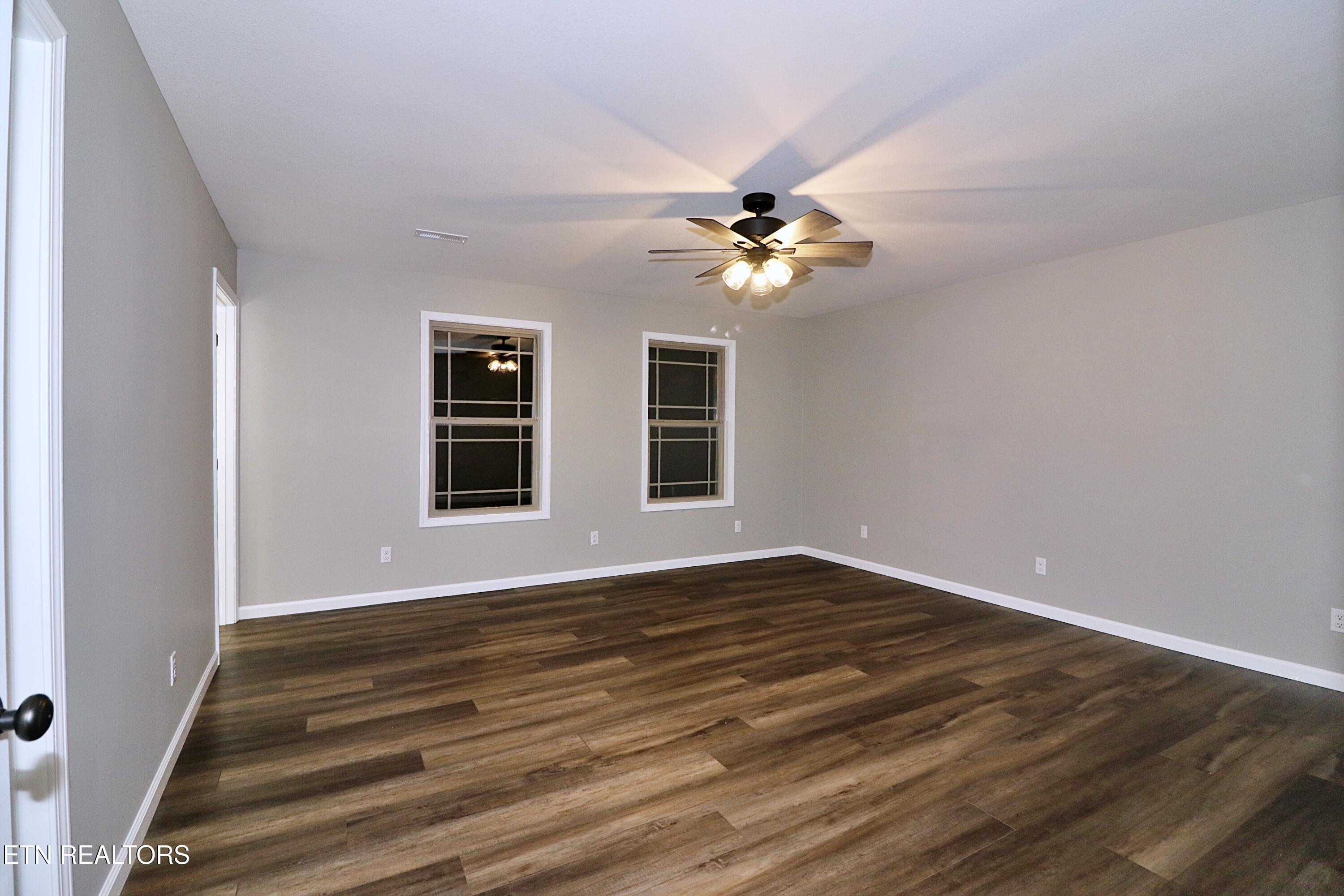 686 Taylon Lane Oneida, TN 37841 - Photo 21 of 29 094A8179