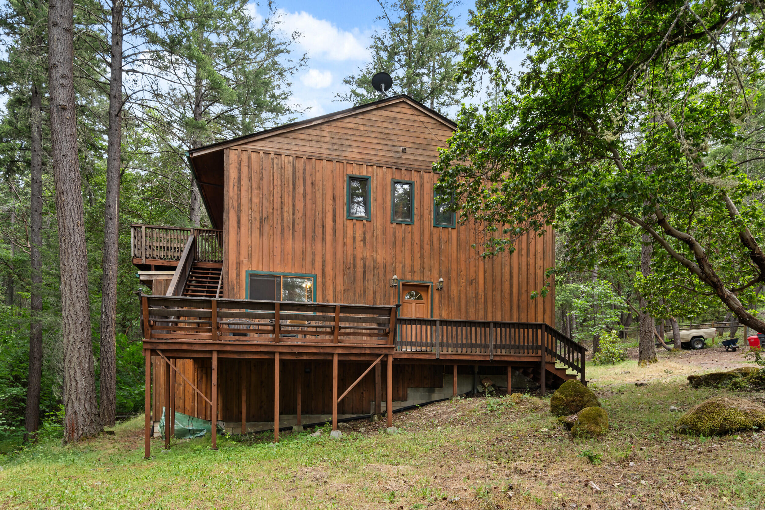 4046 Little Applegate Road Jacksonville, OR 97530 - Photo 6 of 65 7_ 4046 little applegate rd-06