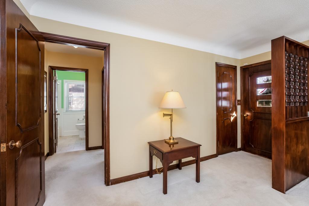 10 Homedale Road Hopkins, MN 55343 - Photo 2 of 19 Gallery Image 2