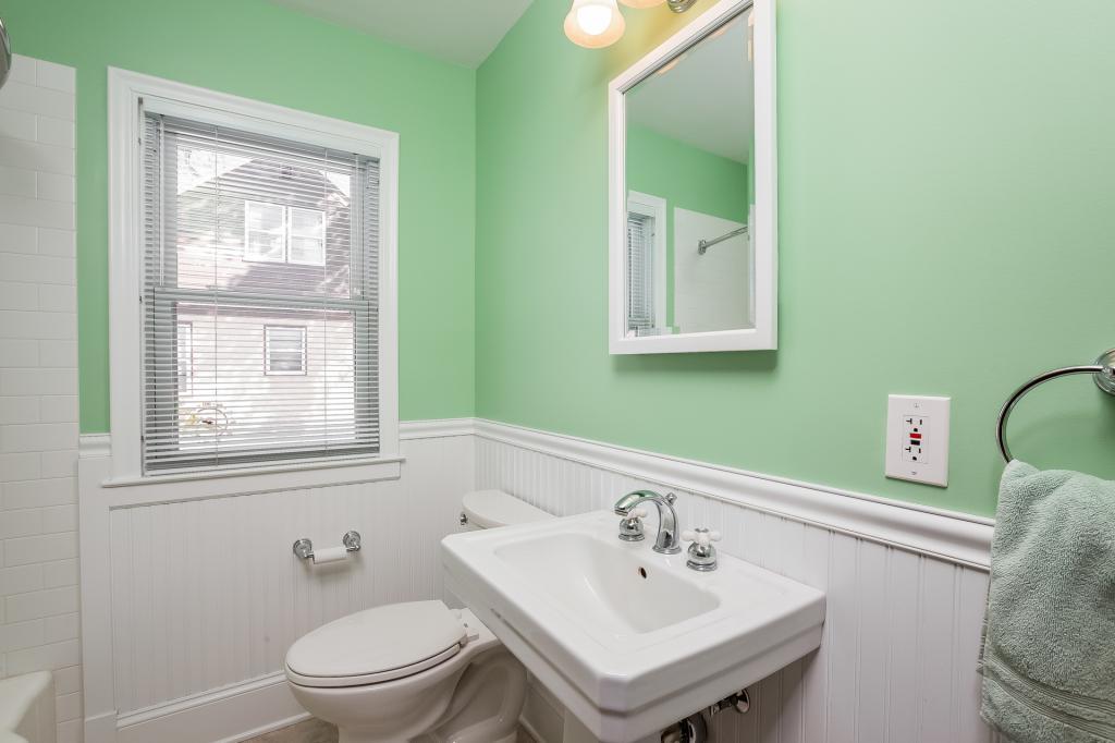 10 Homedale Road Hopkins, MN 55343 - Photo 10 of 19 Gallery Image 10