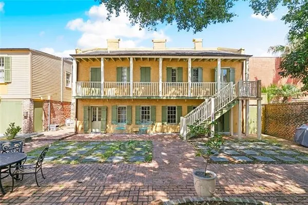 $1,900 | 823 Dauphine Street, Unit B, New Orleans, LA 70116