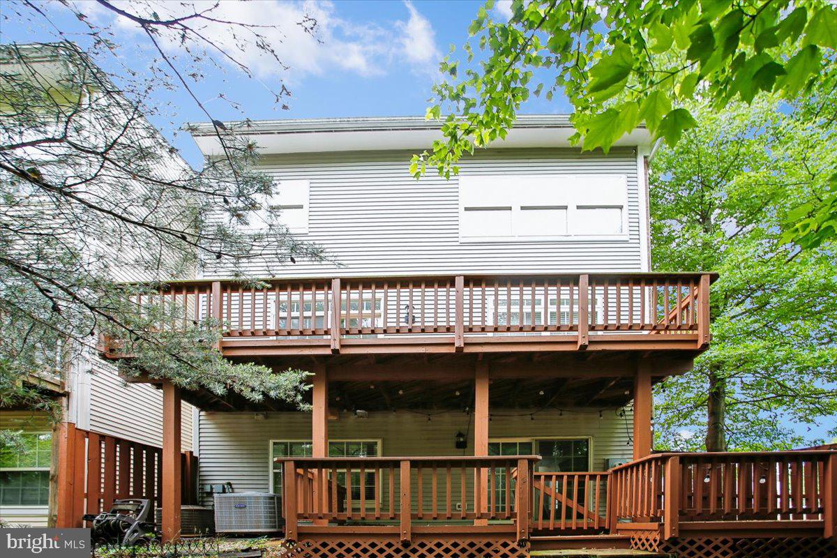 7301 Oldham Leeds Way Springfield, VA 22150 - Photo 12 of 34 Dual level decks - great for entertaining