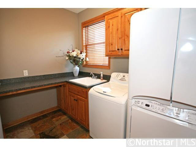 8 White Pine Road North Oaks, MN 55127 - Photo 10 of 17