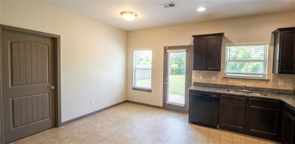 3325 Ivey Ridge Road Northeast Buford, GA 30519 - Photo 4 of 23