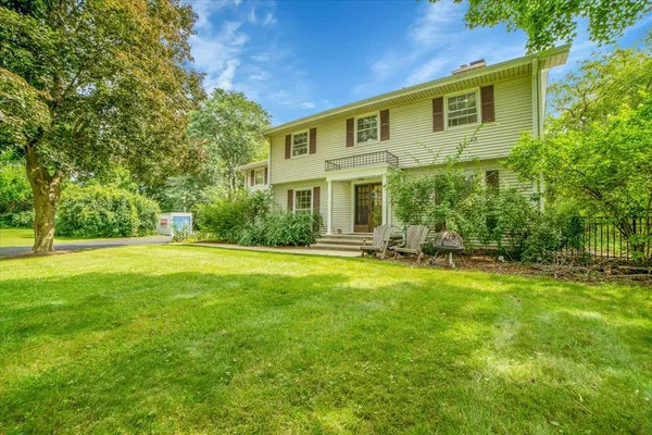 $739,900 | 3N011 Morningside Avenue, West Chicago, IL 60185