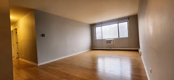 $2,050 | 5306 North Cumberland Avenue, Unit 507, Chicago, IL 60656