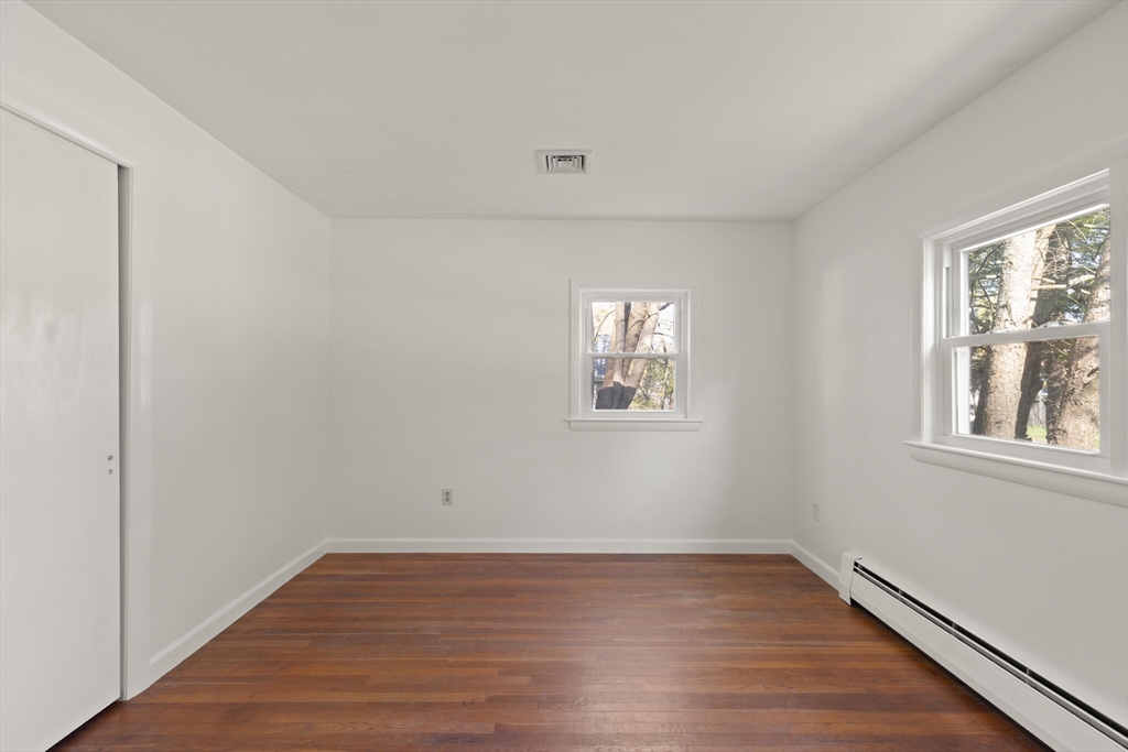 104 Homestead Circle Hamilton, MA 01982 - Photo 12 of 19 Gallery Image 12