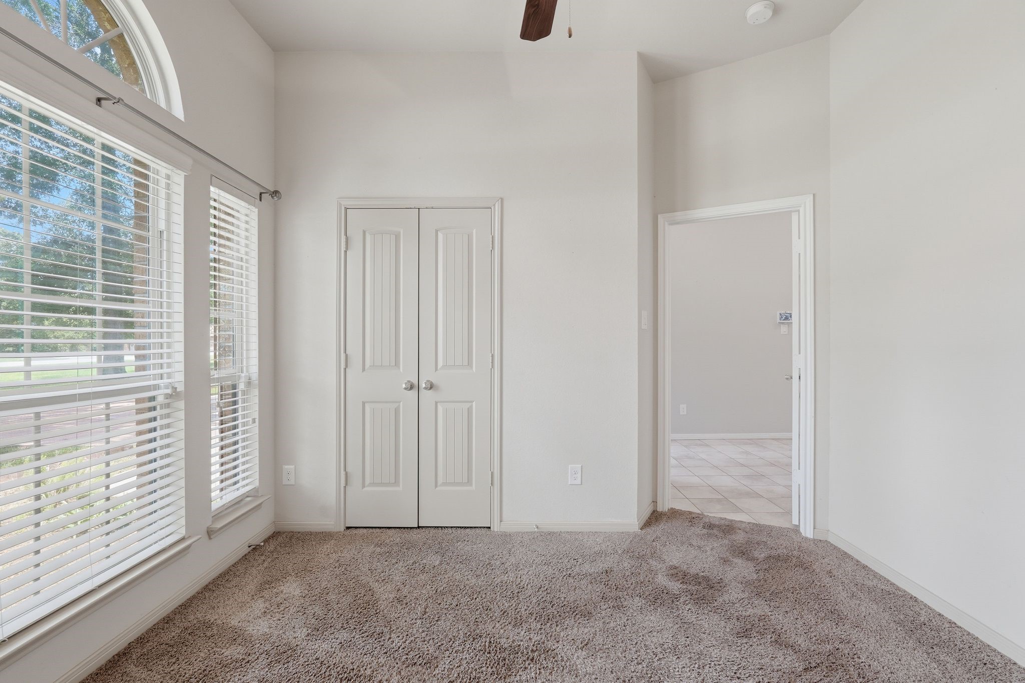 9217 Silver Back Trail Conroe, TX 77303 - Photo 9 of 50