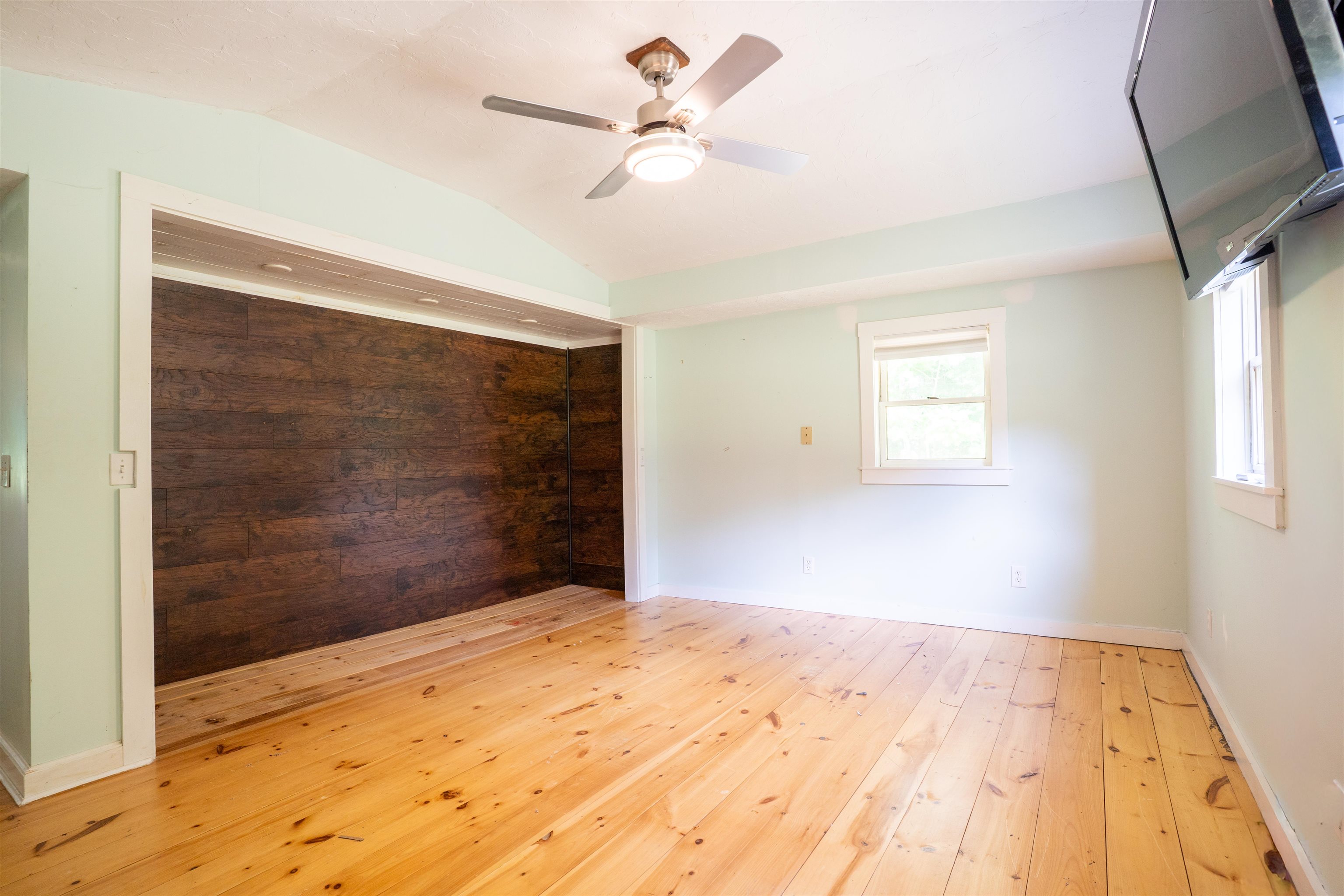 905 New Hampton Road Sanbornton, NH 03269 - Photo 15 of 49